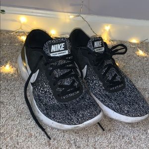 Black Nike Running Shoes